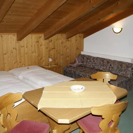 Haus Bergheimat * Нойштіфт-ім-Штубайталь